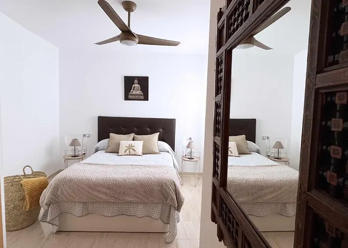 La Pereta: Immaculate Quiet House, Free Parking. Apartmán *